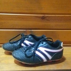 Girls Soccer Cleats